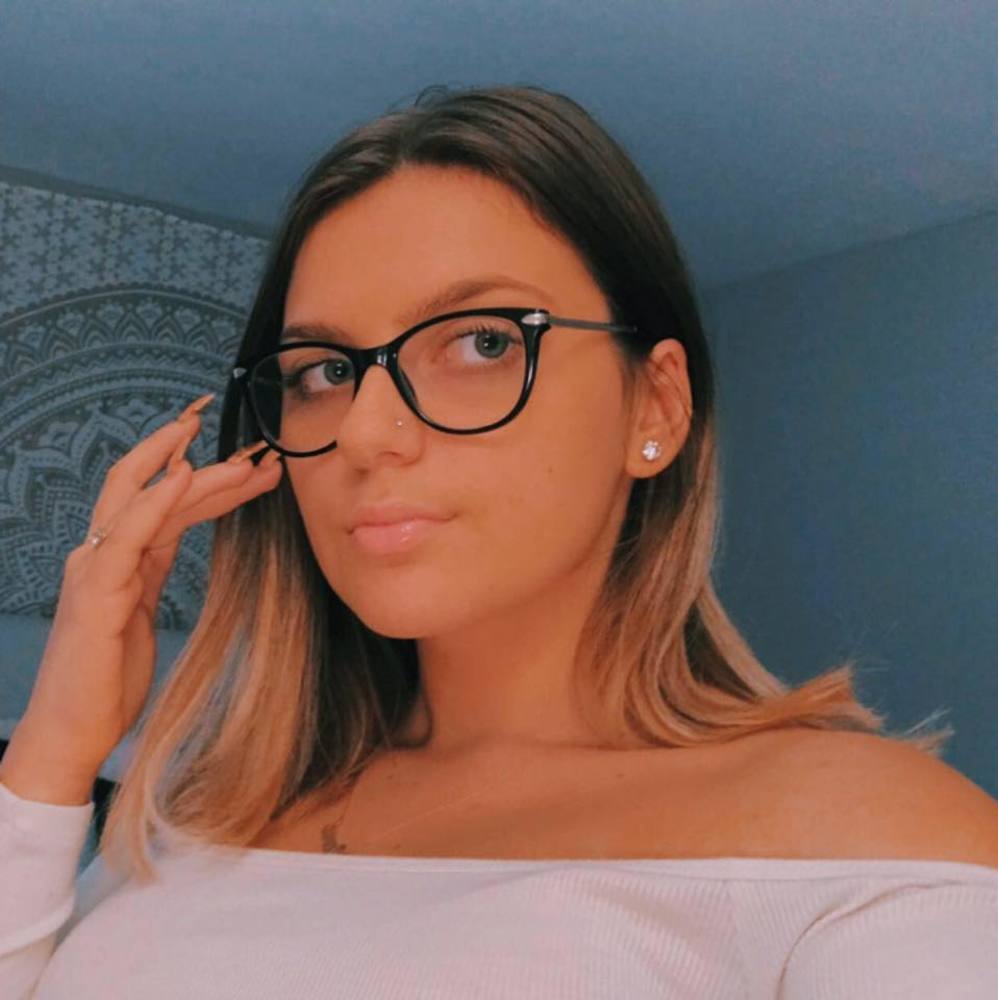 Meet your Posher, Natalia
